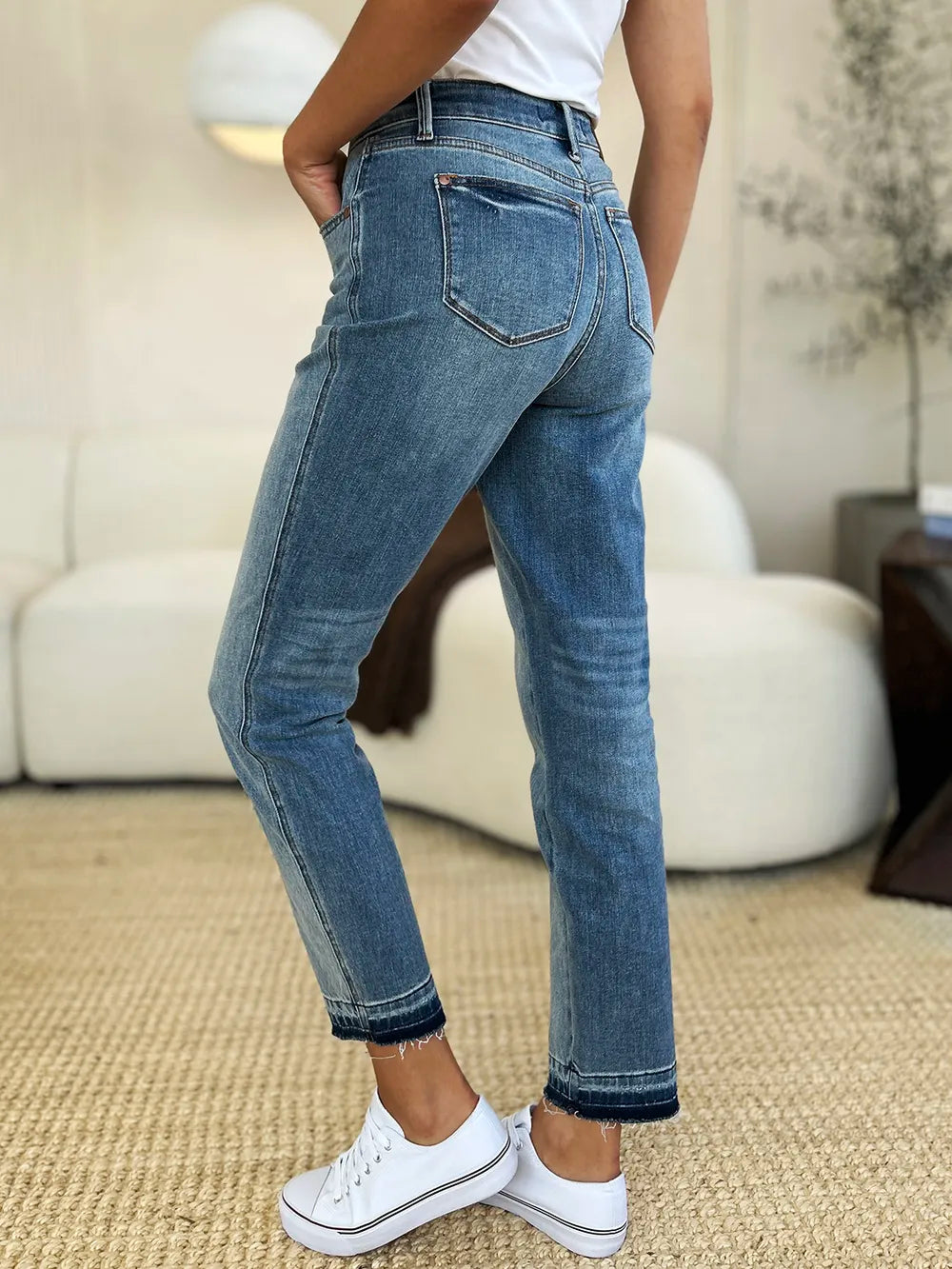 nother front view of Judy Blue Full Size Mid Rise Rigid Magic Release Hem Jeans.