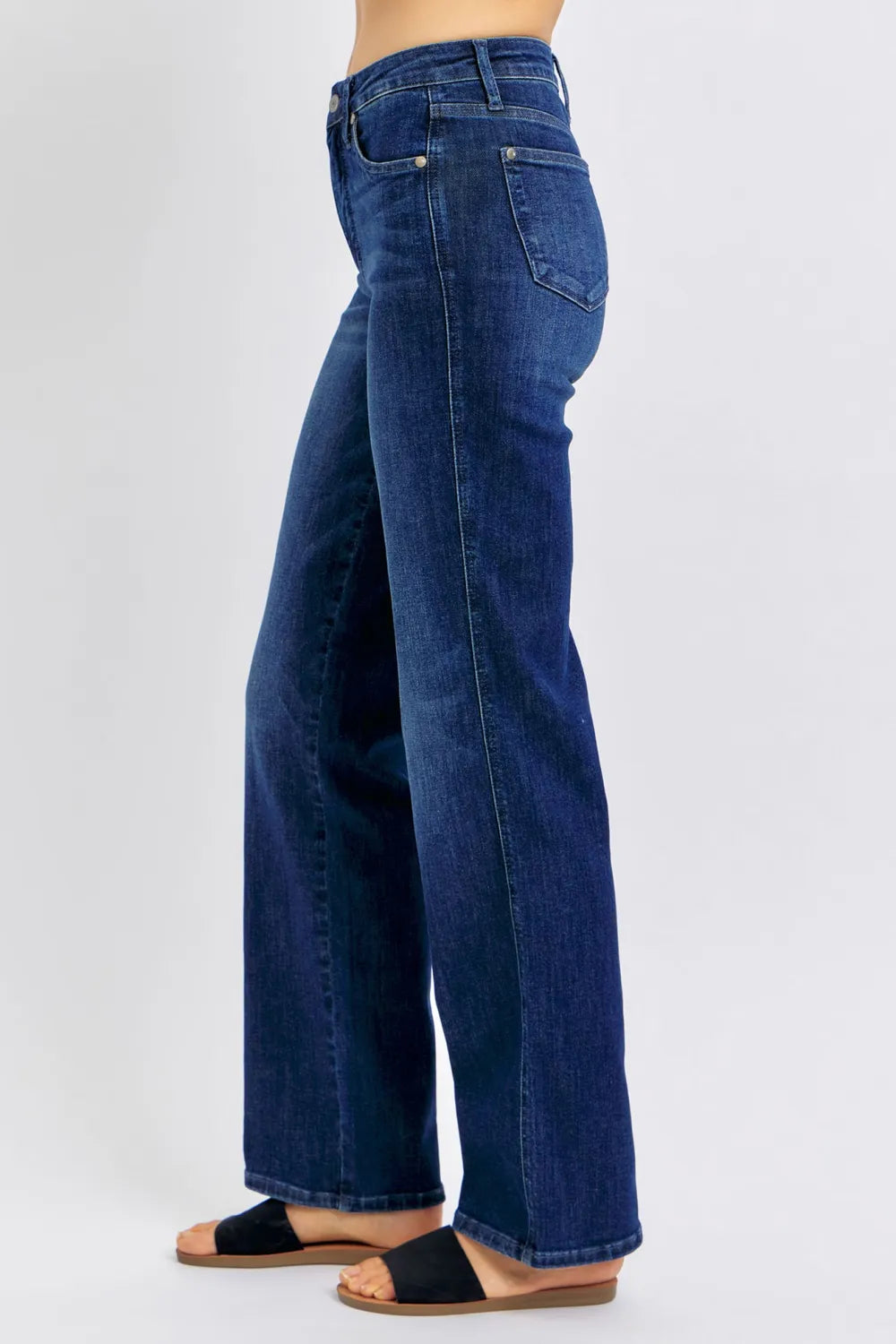 Close-up of the front detailing of Judy Blue Full Size Tummy Control Straight Jeans Plus Size.