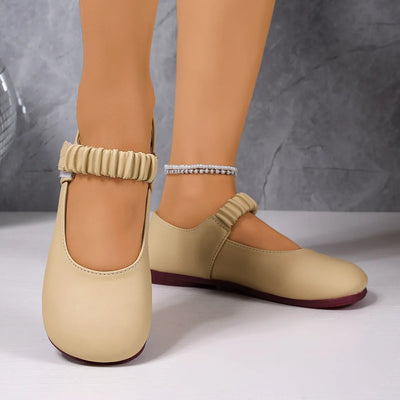 Close-up of the sole of Round Toe Flat Loafers, highlighting the flat, slip-resistant sole for comfort.